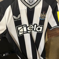 Newcastle Soccer Jersey Size Small