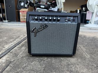 Fender Frontman 15G Guitar Amplifier Combo Amp Electric Bass