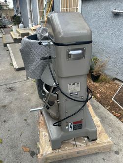 Globe SP20 20 qt Mixer
