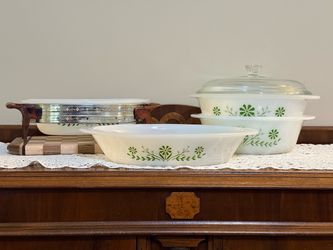 Glasbake Casserole dish bundle. Green Daisy pattern