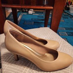 Brand New Nude Round Toe Pumps