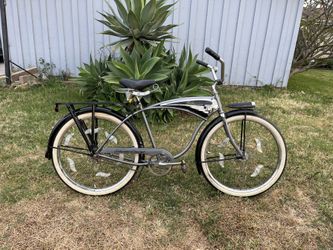  Vintage Schwinn Beach Cruiser