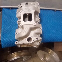 GM Aluminum Rectangle Port Intake 