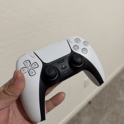 PS5 controller 