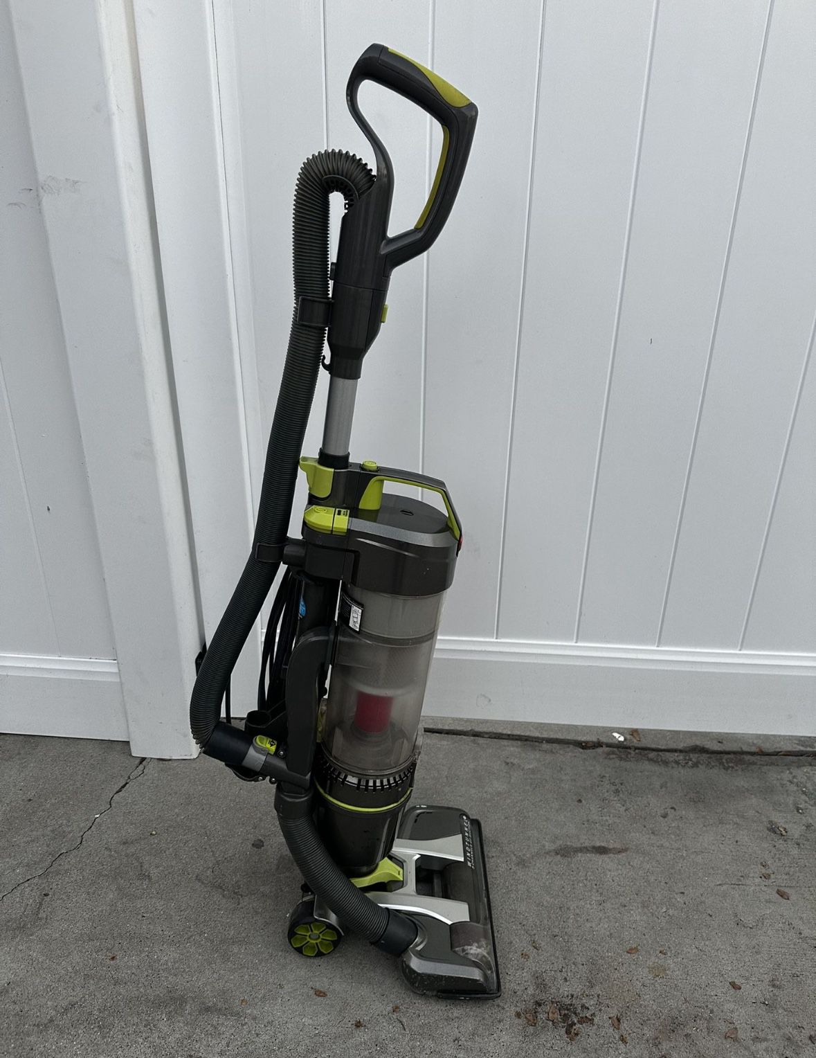 Black and Decker AIRSWIVEL Vacuum BDASV104 for Sale in Upland, CA - OfferUp