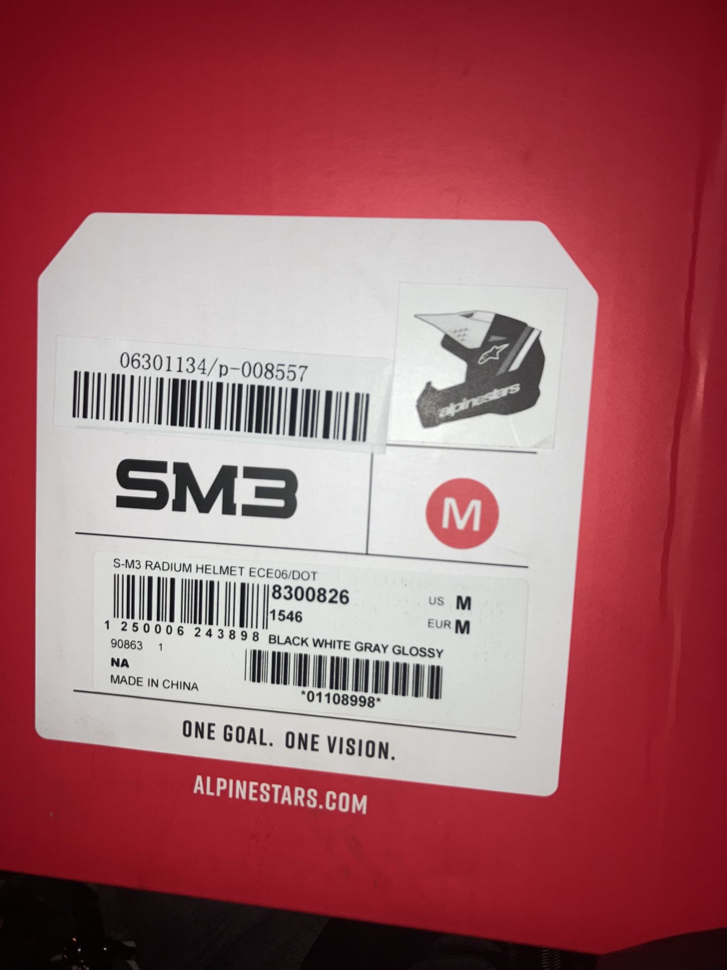 Brand New Helmet Sm3