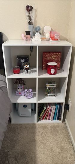 White Cube Storage Shelf Unit