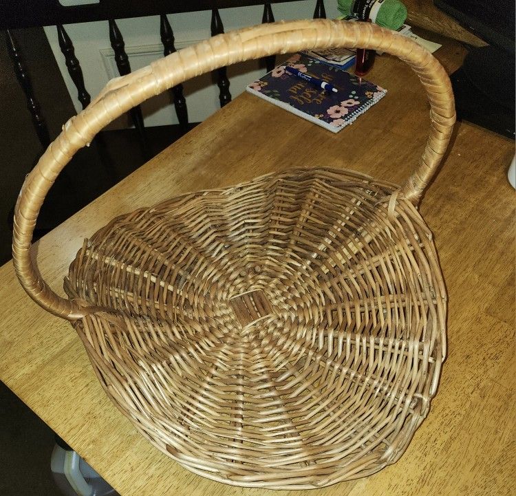 Woven Wood Blanket Basket