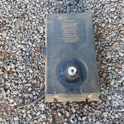 5 Gallon, Mountable Plastic Gas Tank