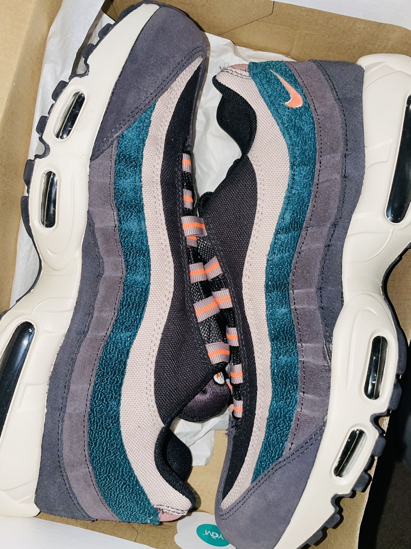 Air Max  95 Premium “Oil Grey Teal”House Front Door 