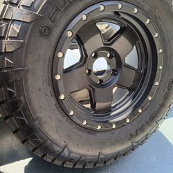 All 4 Wheels 17x9 Tires 33 Of Road Available 