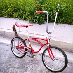 1977 Schwinn 🔴 Sting•Ray Bicycle $950 or Best Offer‼️