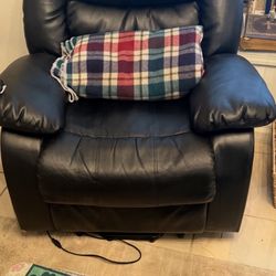 Recliner and Lift Chair 