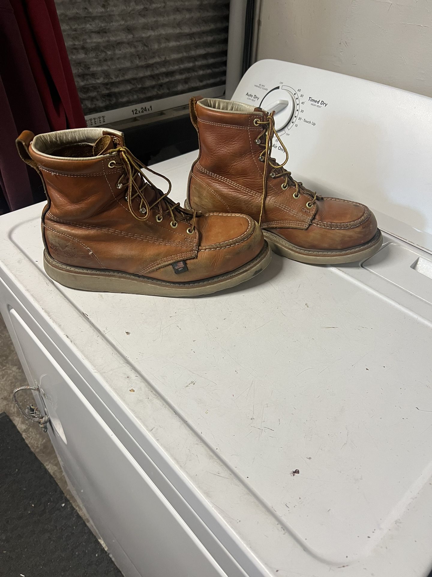 work boots thorogood size 10.5 no casqillo $80