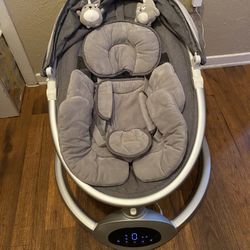 Columpio Con 5 Velosidades Para Meser Tiene Música 