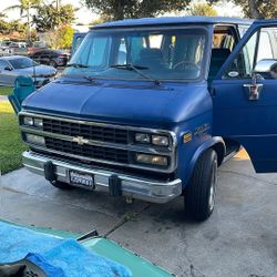 1994 Chevy Van 20