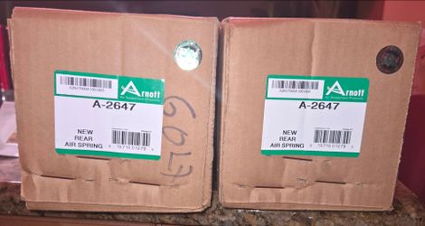 Pair (2) Arnott A-2647 Rear Air Springs Ford Expedition / Lincoln Navigator 07-14 NIB