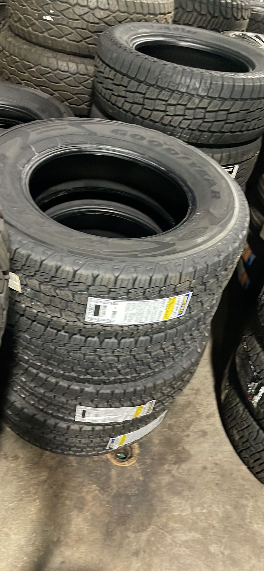 255-70-18 GOODYEAR WRANGLER AT ALL TERRAIN ADVENTURE (4) NEW INSTALLED-WE FINANCE