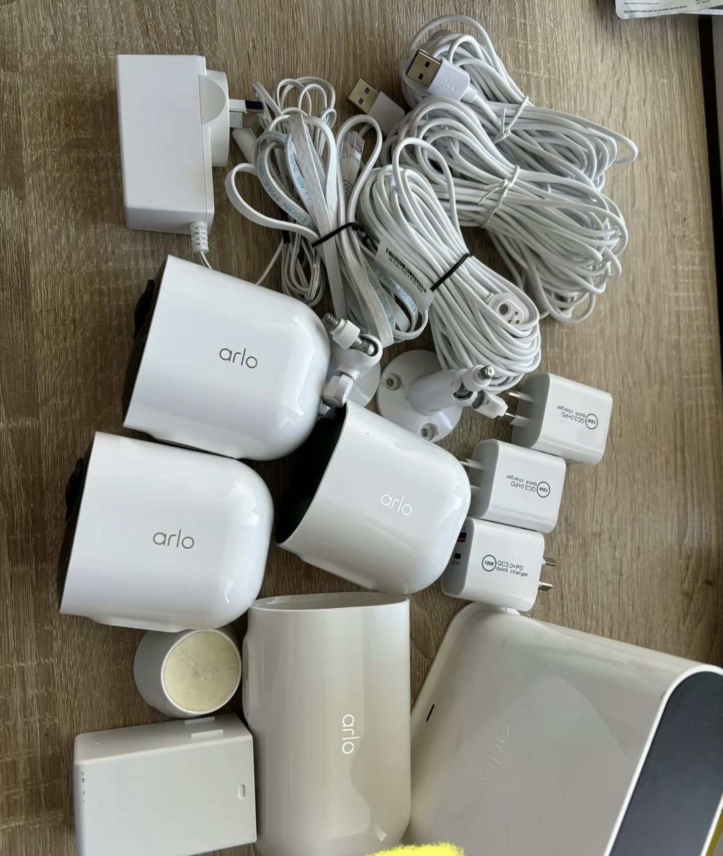 Arlo Pro VMS4430 Indoor/Outdoor HD Wire Free Security System with