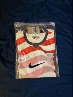 Nike USA Soccer Jerseys - M
