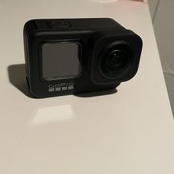GoPro hero 9 black with Max Lens Mod