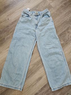 Levis jeans 2 pairs
