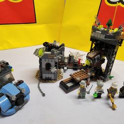 Lego Monster Fighter 9466 The Crazy Scientist & His Monster