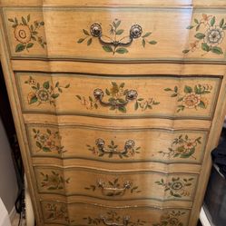 Solid Wood Dresser with 5 Drawers