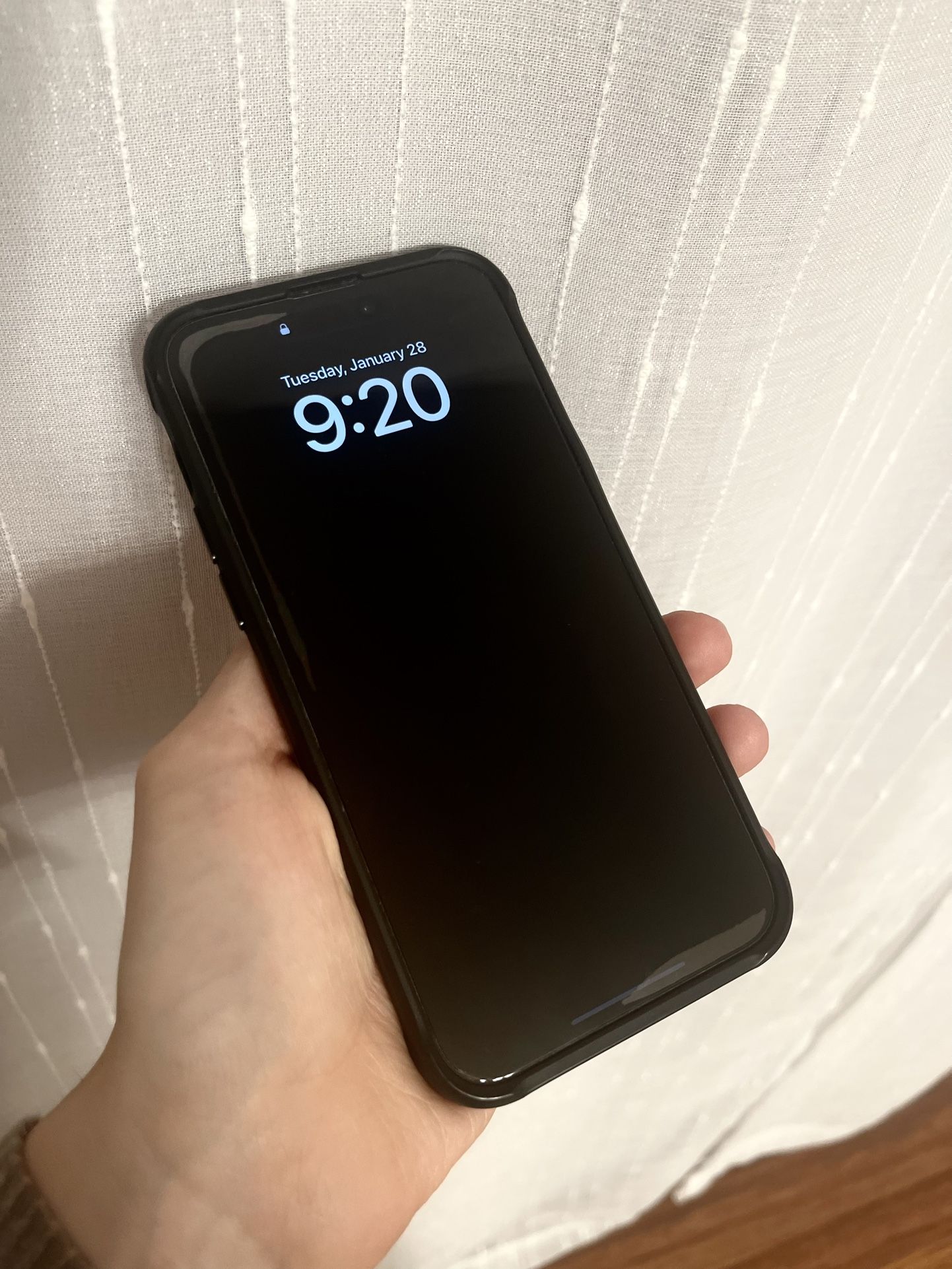 IPhone 14 Pro Max With TikTok and CapCut 