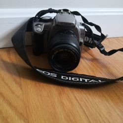 Canon Eos Rebel XT digital camera 
