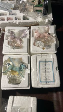 The Hamilton Collection "On Wings Of Serenity" Unicorn Figurines set of 4 NEW