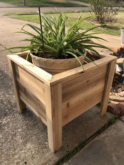 Cedar Flower Planters 