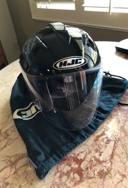 Women’s motorcycle helmet.