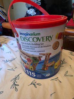 Imagination Discovery Nuts ans Bolts Building set  complete 115 pieces vintage