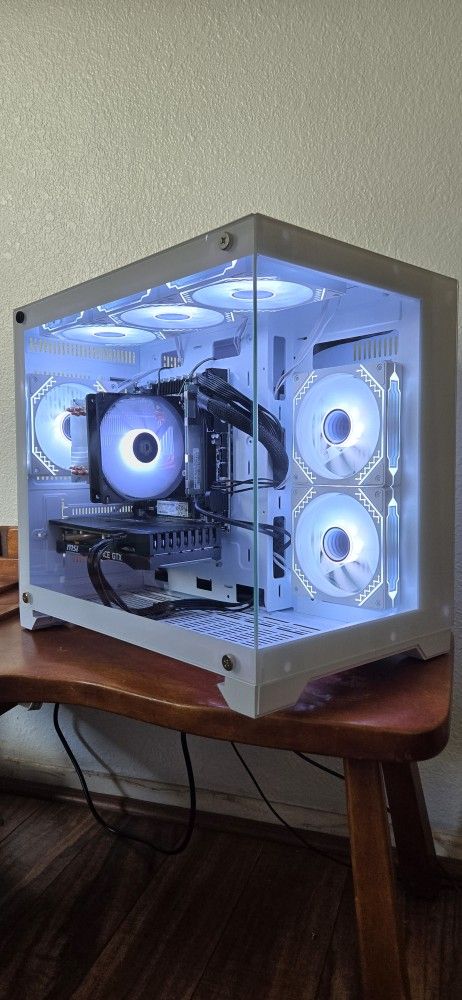 Gaming PC (Specs in Description) 300fps Fortnite