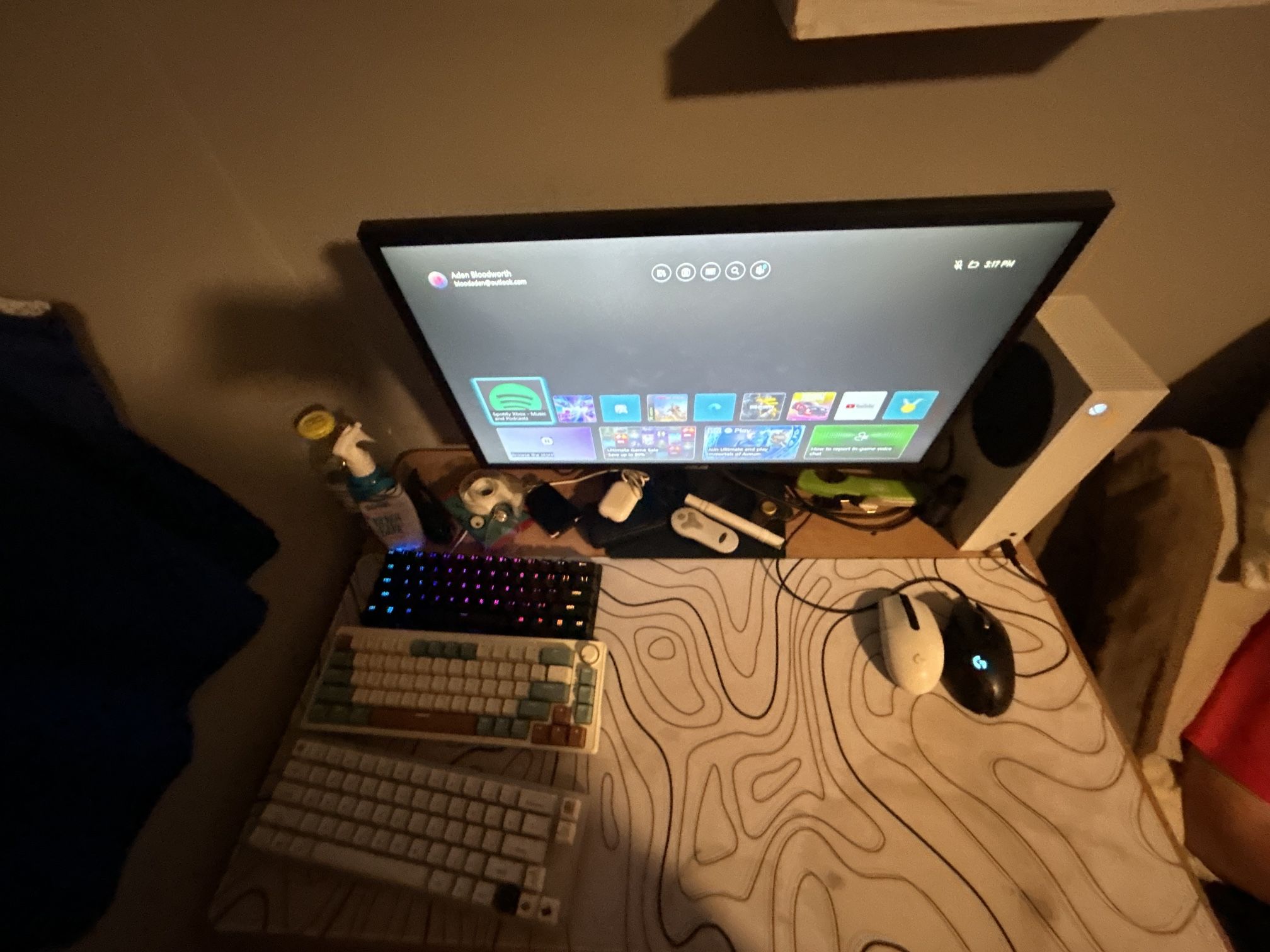 gaming monitor