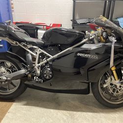 2004 Ducati 999S