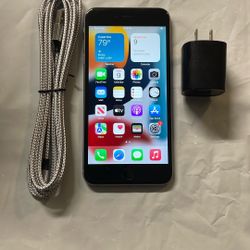 iPhone 6s Plus In Mint Condition iCloud Free. Tracfone. 