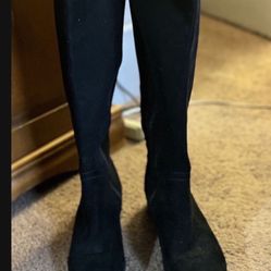 Woman’s Dress Boots
