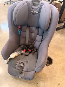 Nuna Convertible Car Seat