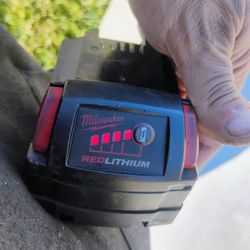 MilwaukeeM18 18-​Volt 5.​0 Ah Lithium-​Ion XC Extended Capacity Battery Pack