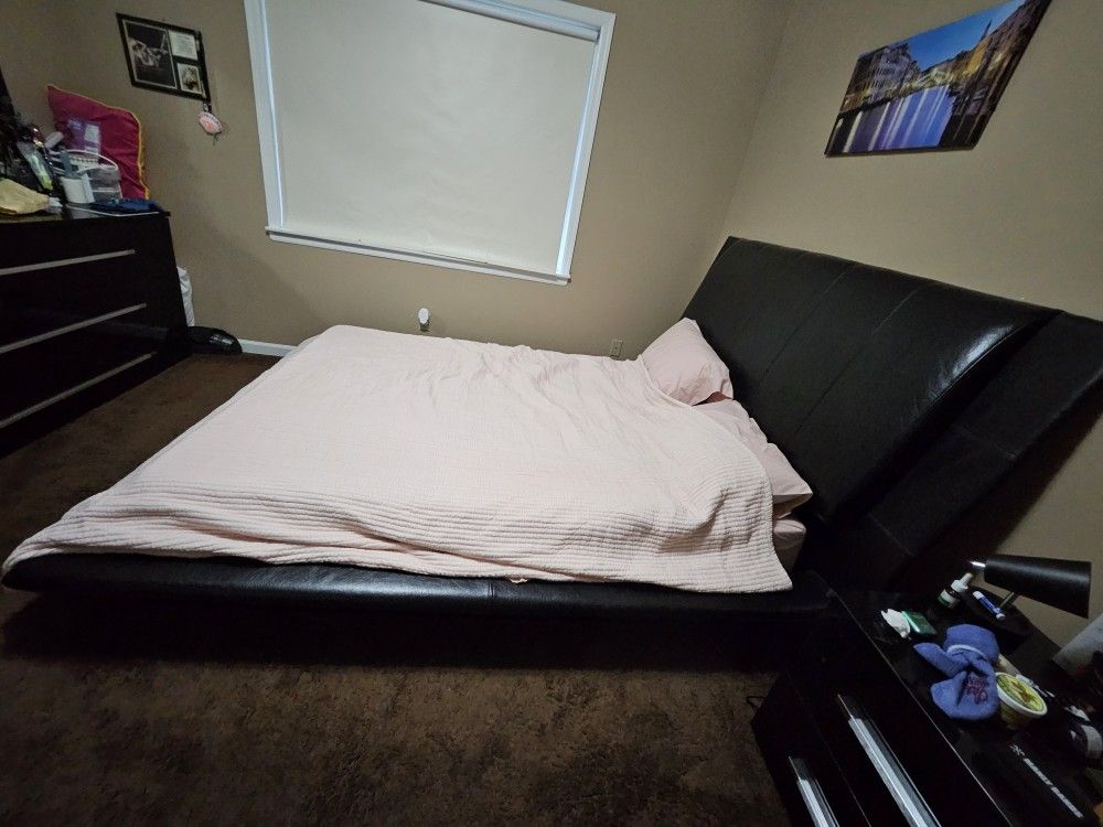 Bedroom Set 
