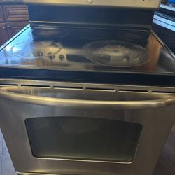 GE Electric Stove/NOT Free/Best Offer