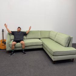 *Just Unboxed* Alexander 3-Seat Right Bumper Sectional Couch - Celadon Green ❇️ Can Deliver - New