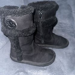 Michael Kors toddler boots size 7 used $20