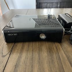 XBox360 Console w/ Remote