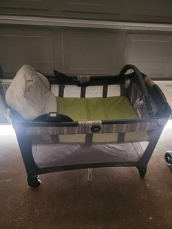 Baby Graco Crib