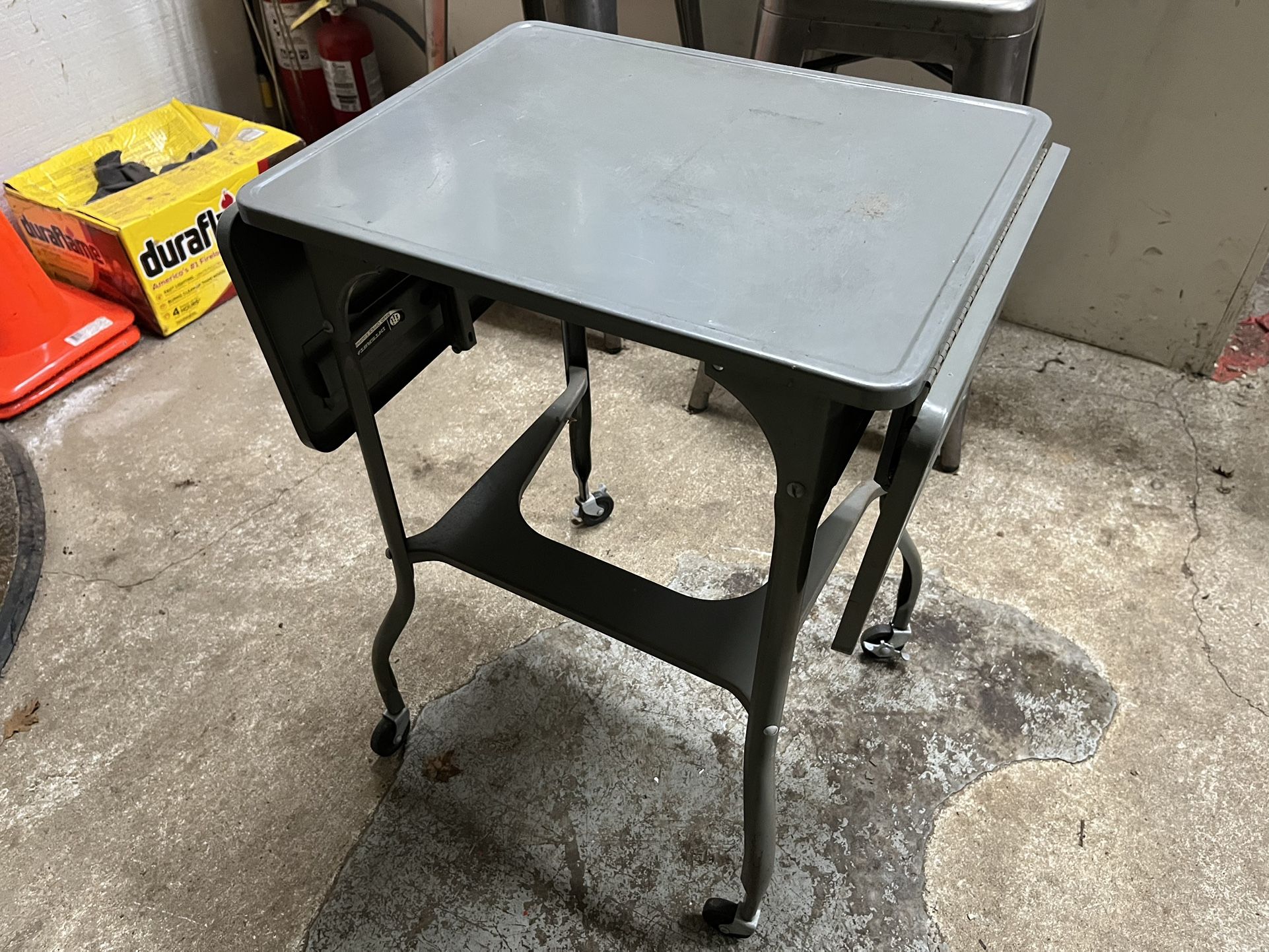 Small Foldable INTERSTATE Metal Table