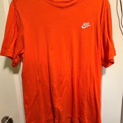 Men’s medium shirts