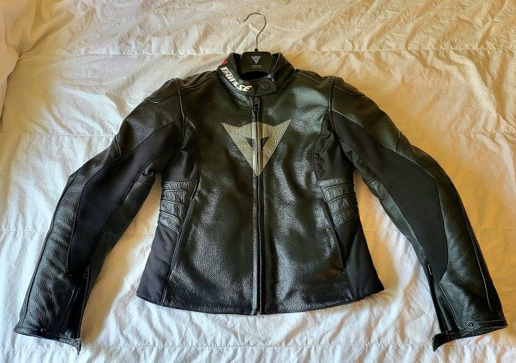 Dainese Women's Laguna EVO Leather Riding Motorcycle Jacket *Like-New*